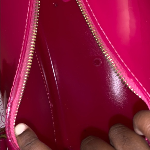 Pink Jelly bean purse - Picture 2 of 5